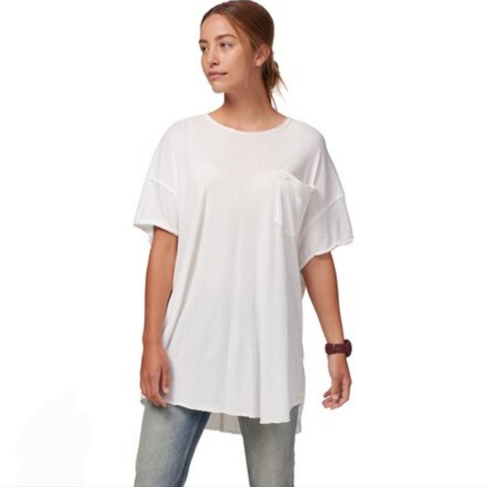 FREE PEOPLE‎ | WE THE FREE Take It Easy White Oversized Slouchy Short Sleeve Tee